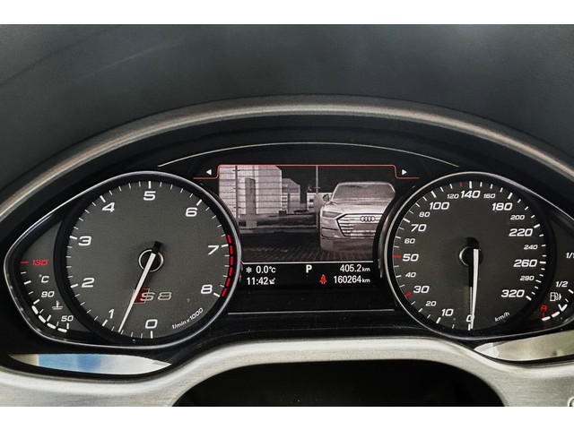 Audi S8