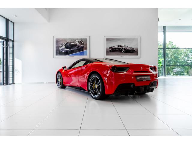 Ferrari 488