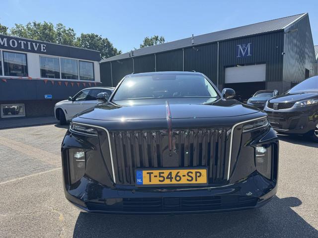 Hongqi E-HS9
