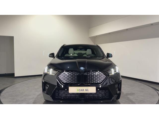 BMW iX2