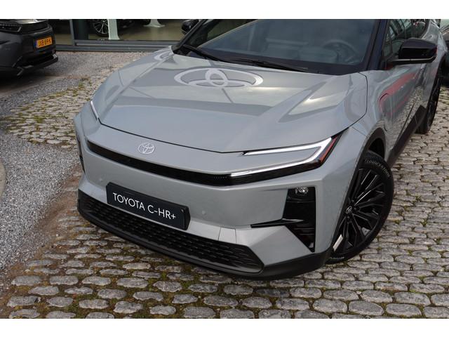 Toyota CHR +