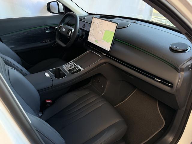 Geely Starray EM-i