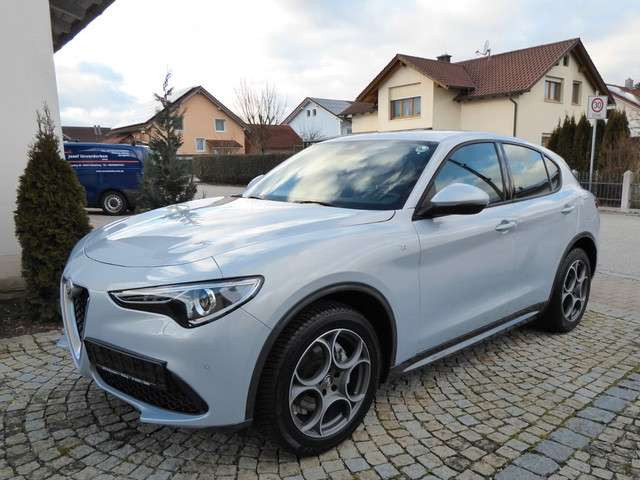 Alfa Romeo Stelvio 2023 Benzine