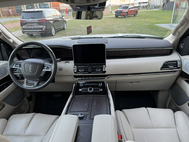 Lincoln Navigator