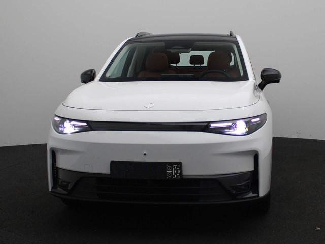 Leapmotor C10