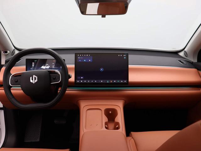 Leapmotor C10