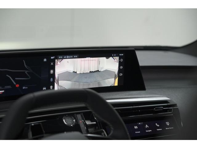 Peugeot E-3008