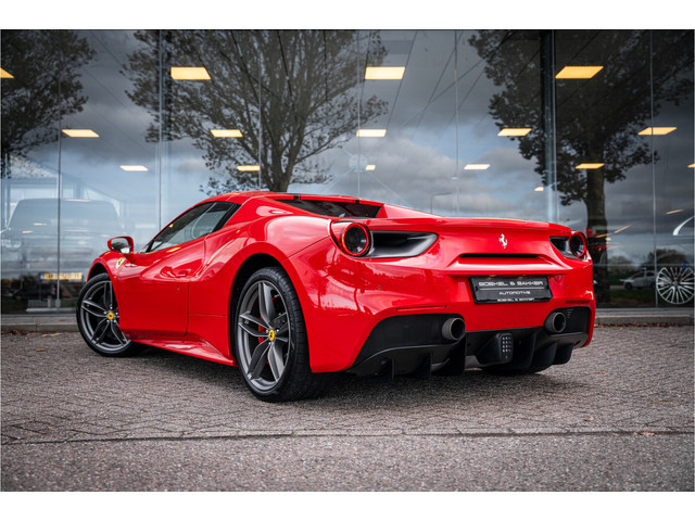 Ferrari 488