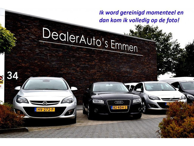 Volkswagen Golf 2022 Benzine