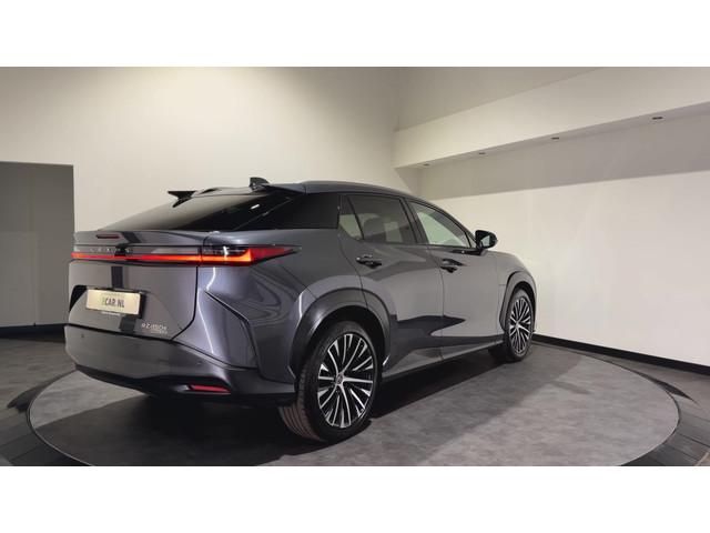 Lexus RZ