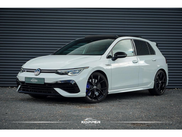 Volkswagen Golf 2023 Benzine