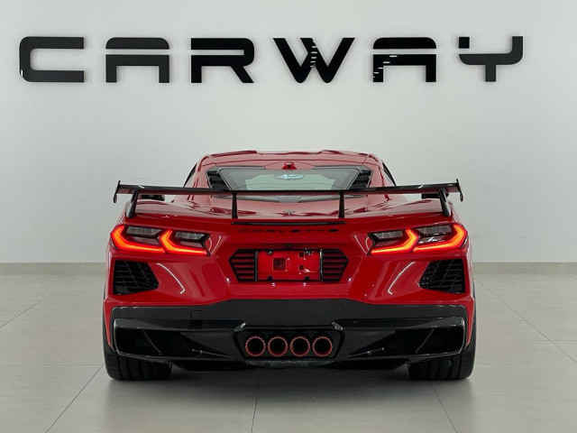 Corvette C8