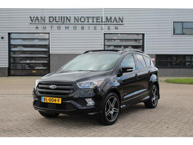 Ford Kuga 2017 Benzine