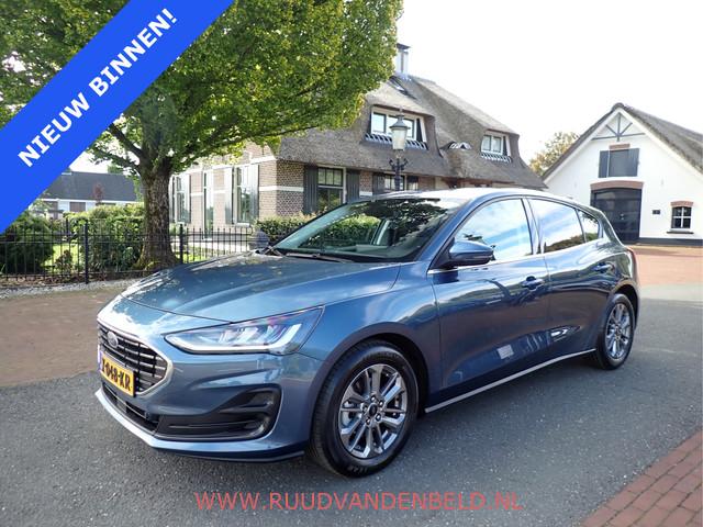 Ford Focus 2023 Benzine