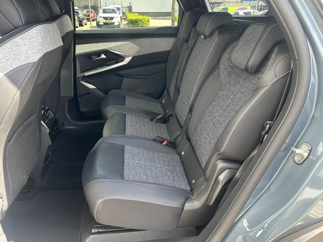 Peugeot E-5008