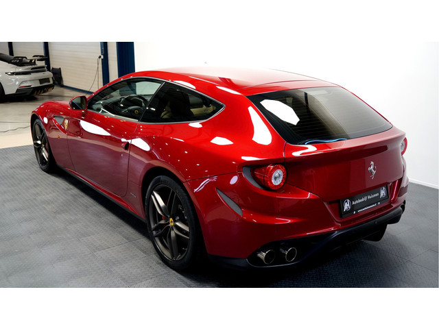 Ferrari FF
