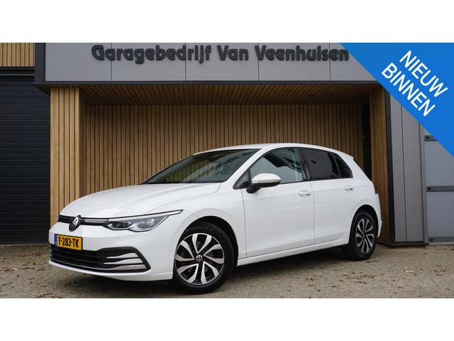Volkswagen Golf 2022 Benzine