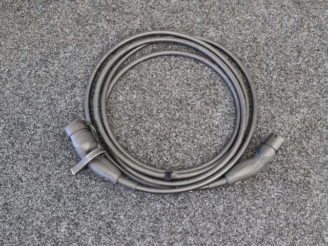 Polestar 4