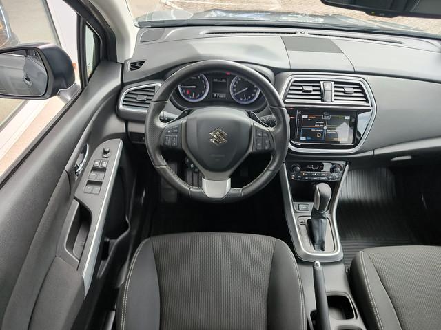 Suzuki S-Cross