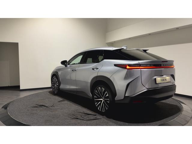 Lexus RZ