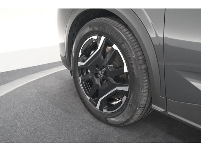 Peugeot E-3008