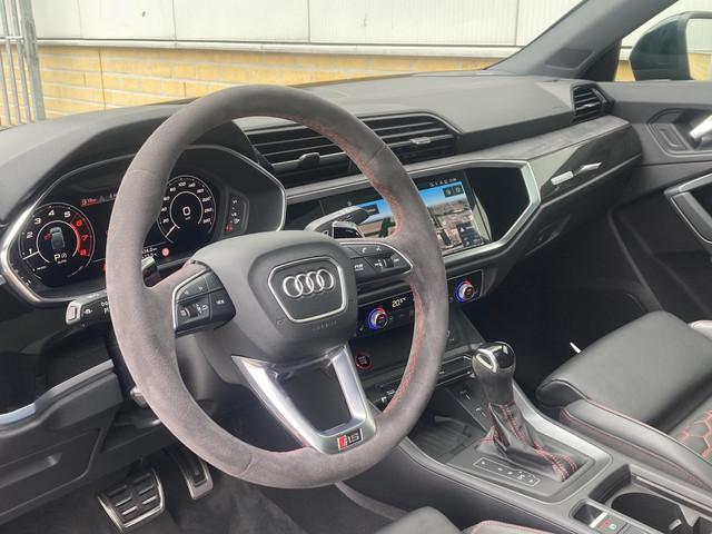 Audi RSQ3