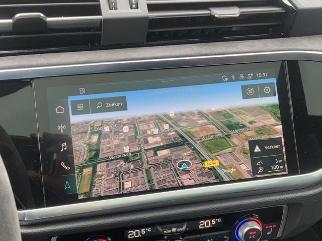 Audi RSQ3