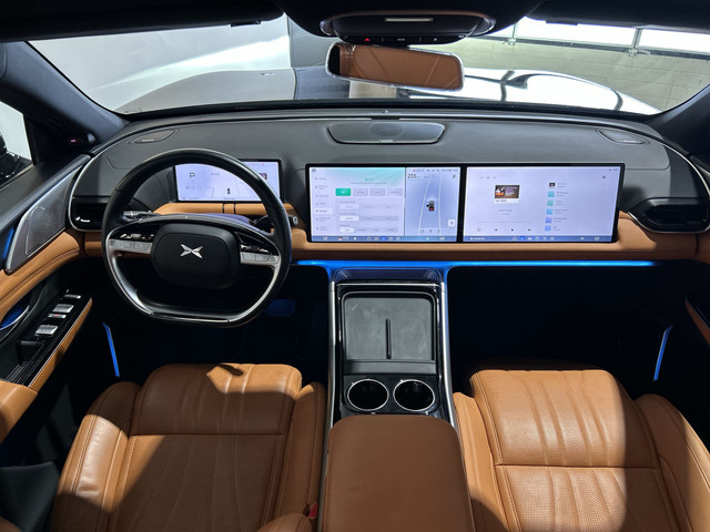 Xpeng G9