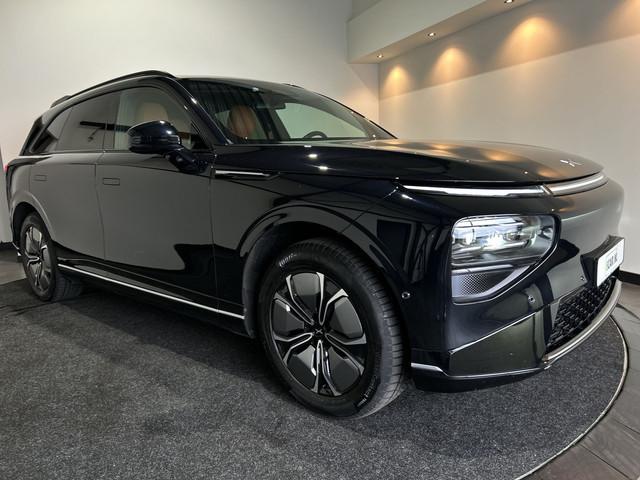 Xpeng G9
