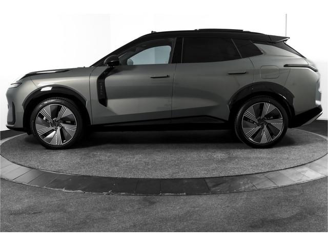 Lynk & Co 08