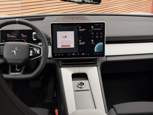 Polestar 4