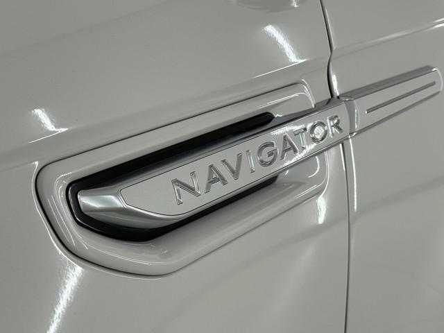 Lincoln Navigator