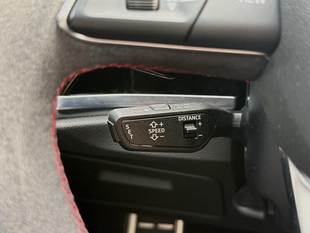 Audi RSQ3