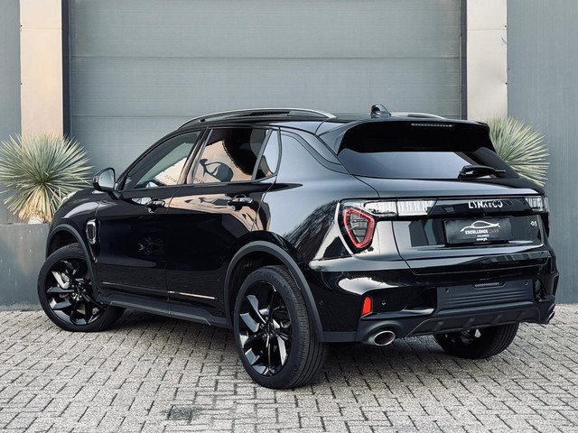 Lynk & Co 01
