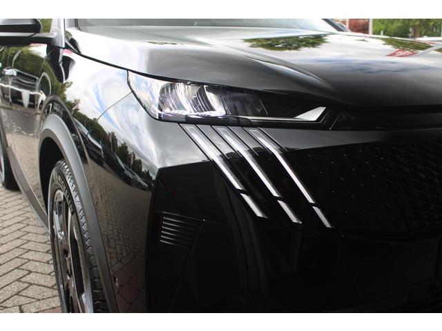 Peugeot E-3008
