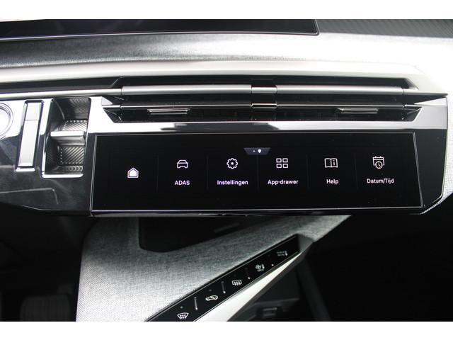 Peugeot E-3008