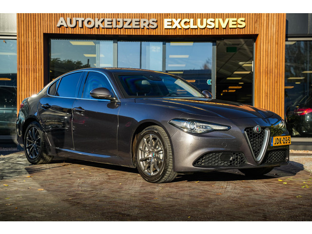 Alfa Romeo Giulia 2019 Benzine