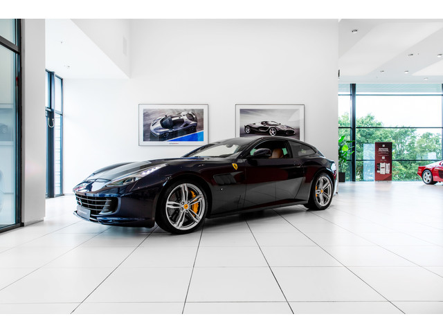 Ferrari GTC4Lusso