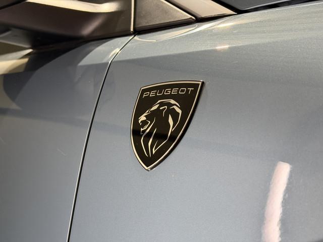Peugeot E-5008