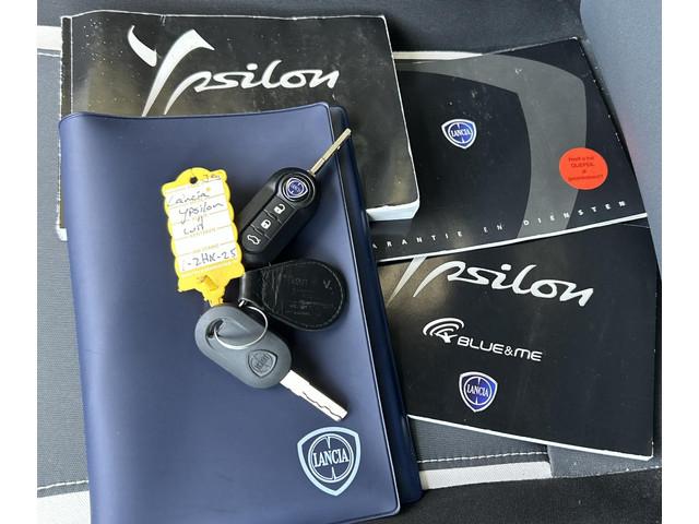 Lancia Ypsilon