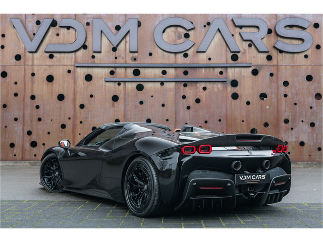 Ferrari SF90 Spider