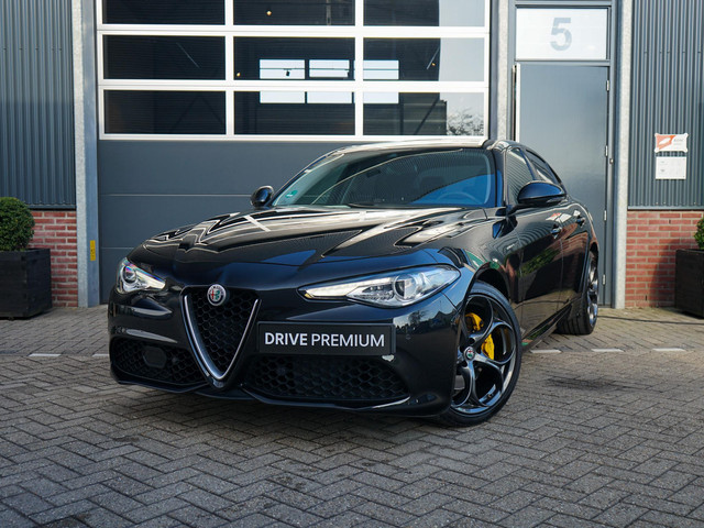 Alfa Romeo Giulia 2017 Benzine