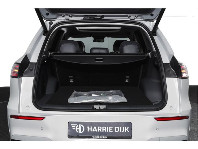 Geely E5