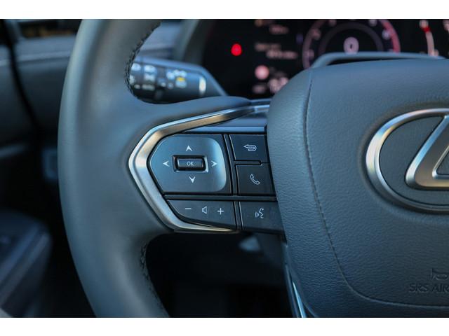 Lexus LBX