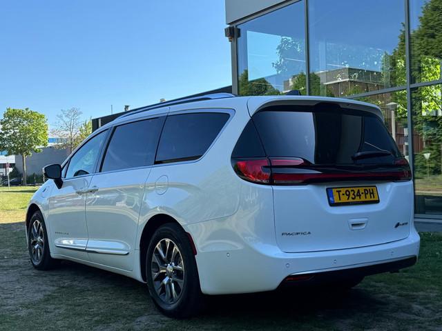 Chrysler Pacifica