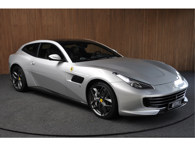 Ferrari GTC4Lusso