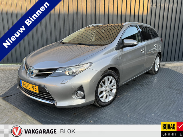 Toyota Auris 2014 Hybride