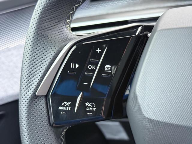 Peugeot E-3008