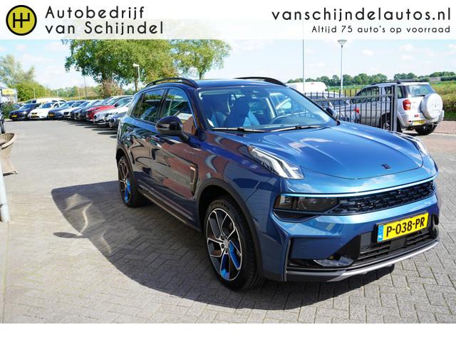 Lynk & Co 01