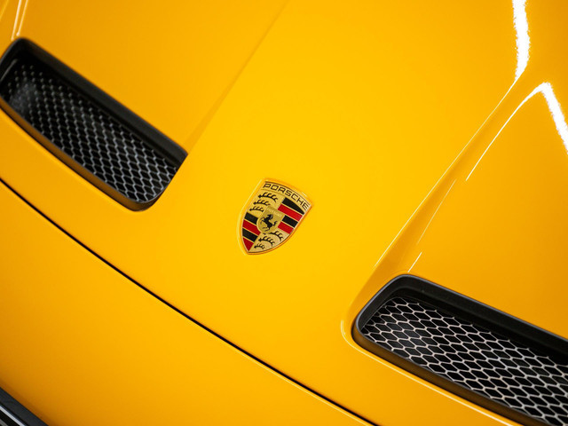 Porsche 911